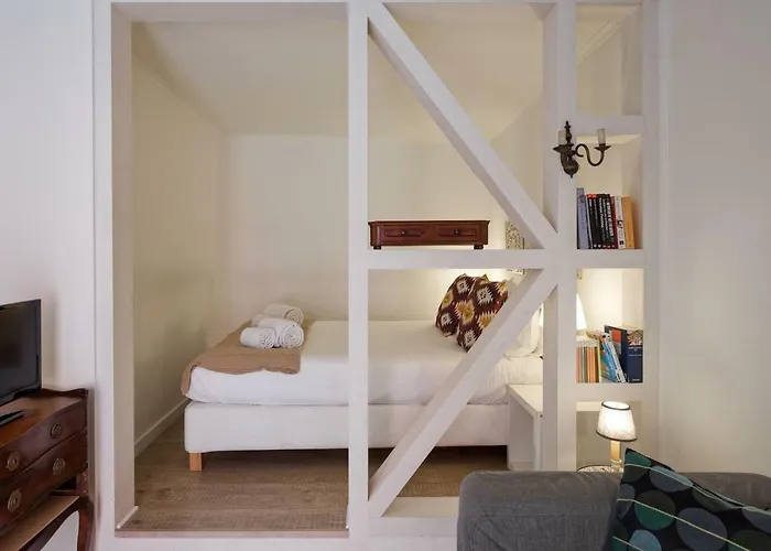 Typical And Brand New T.m. Flat شقة Lisboa